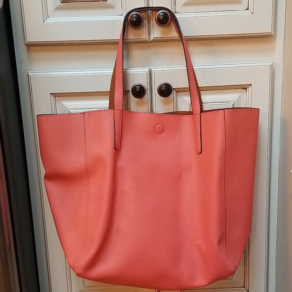 HUGE Tote! Easy to store...grocery shop in style!